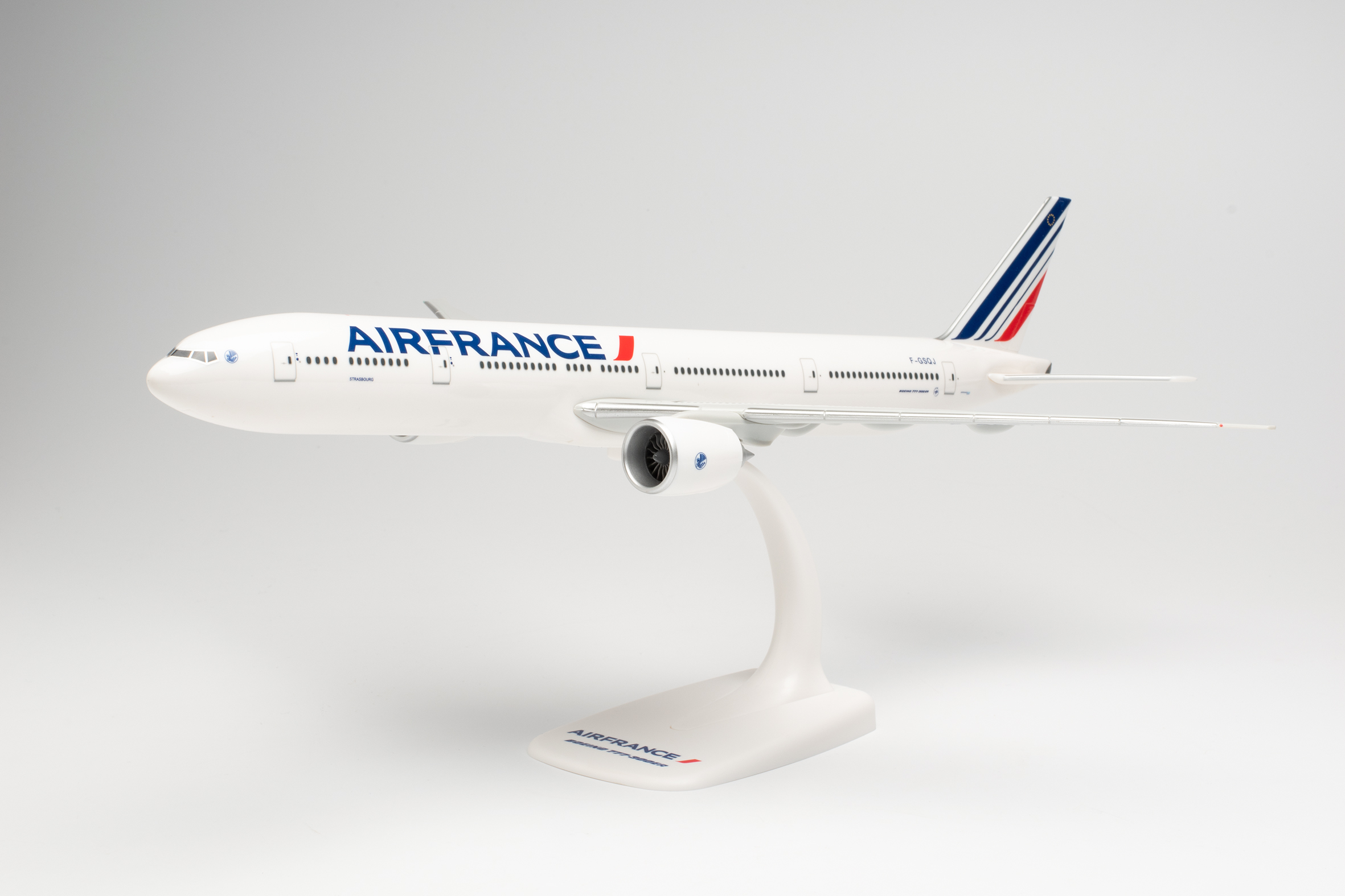 613491 Boeing 777-300ER Air France (2021)
