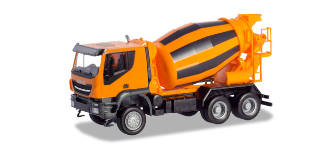 310000 Iveco Trakker 6x6 Betonmischer-LKW oran