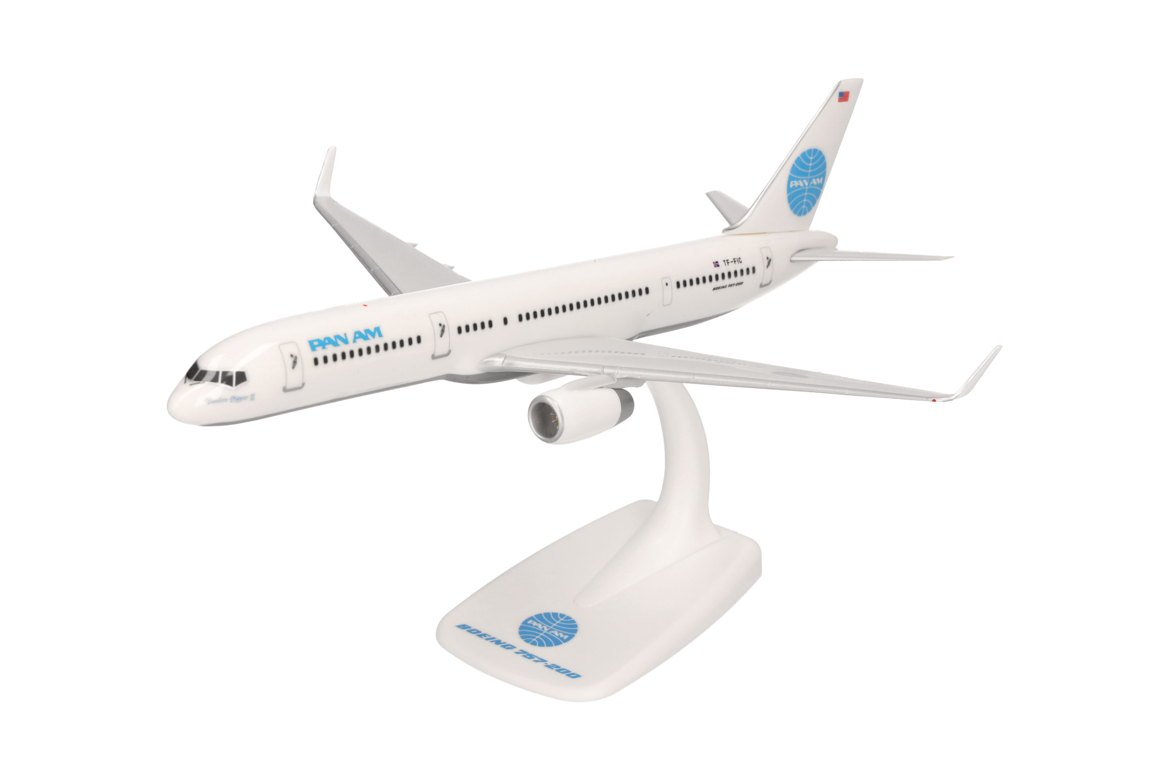 614603 Boeing 757-200 PanAM Tracing the Transat